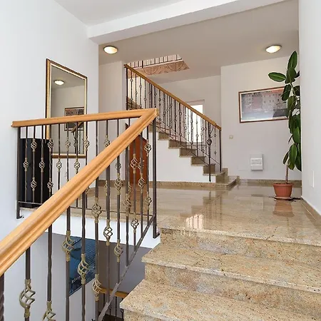 Fuer 4 Personen Ca 49 Qm In Rovinj, Istrien Istrische Riviera Apartment